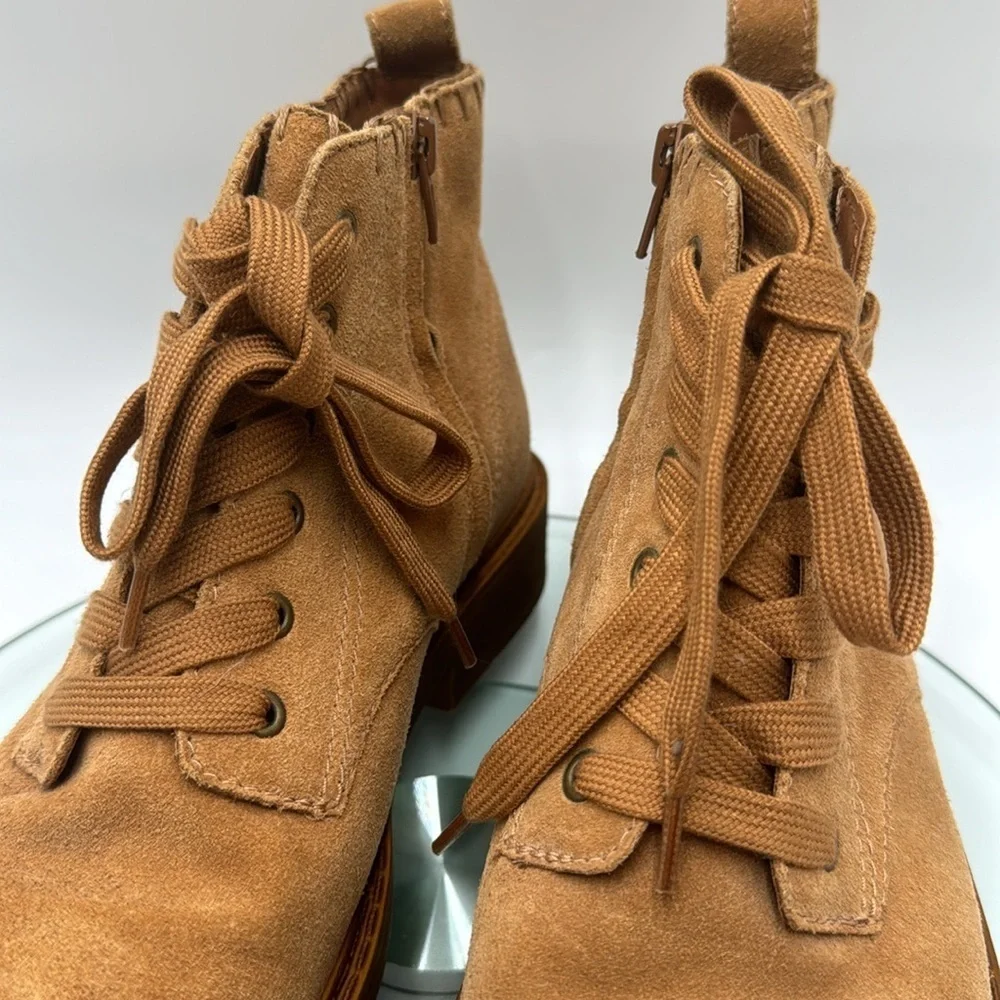 Zodiac tan Suede Ankle boots size 9 1/2 NWOT